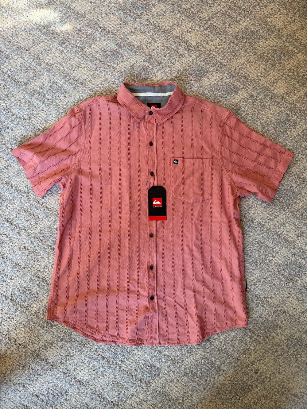 Quiksilver Men's Short-Sleeve Button-Down Shirt in Dusty Pink